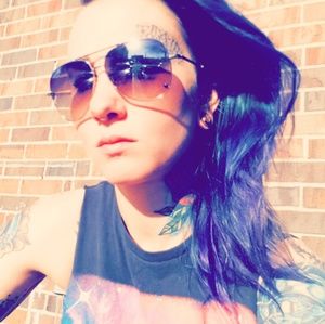 Meet your Posher, Tifany